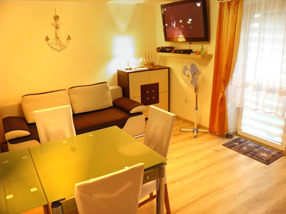 Apartament Bermudy 斯维诺乌伊希切 外观 照片